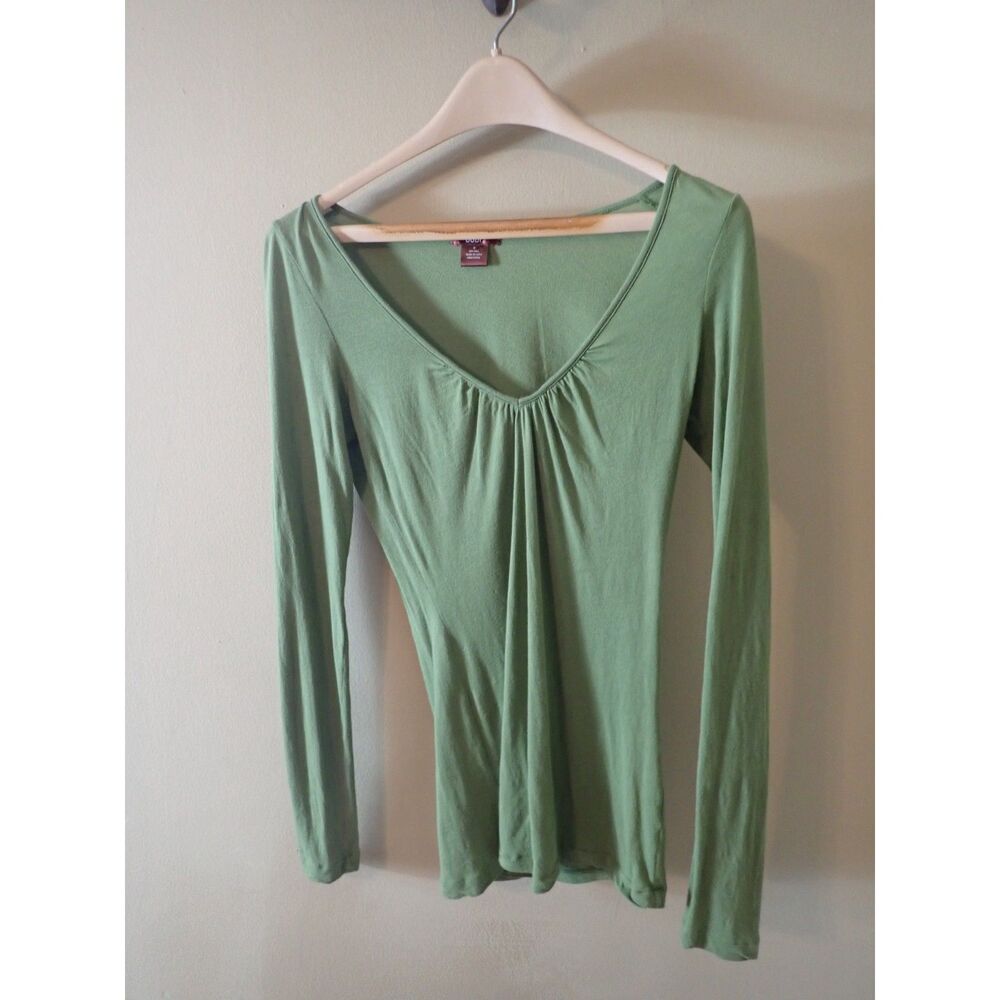 Bobi Green Plain V-Neck Medium Plain Knit Top Blouse Minimalist Layering